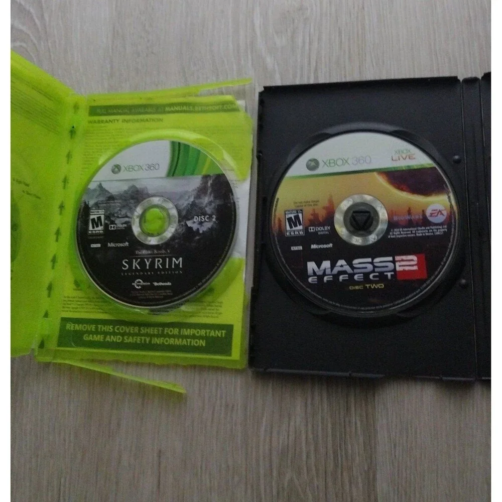 Xbox 360 (2) Game Bundle